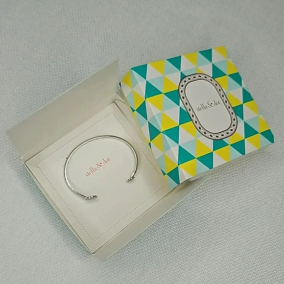 Stella & Dot Pave Disc Cuff Silver Bracelet - Picture 10 of 11